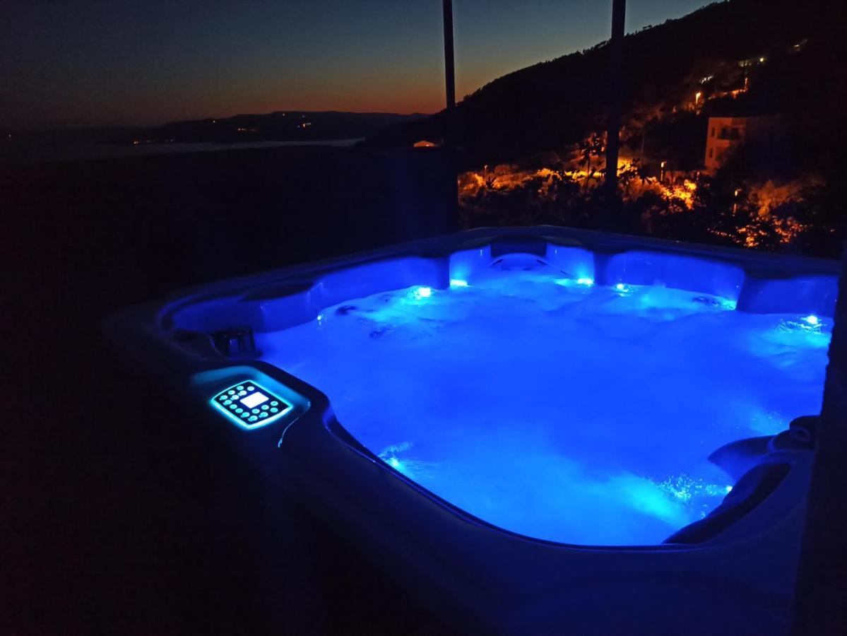 Villaer Hill With Private Pool *