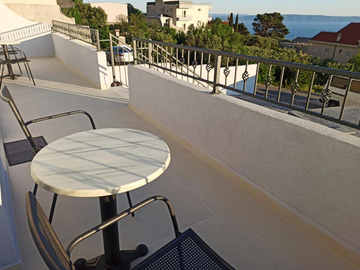 Villaer Hill With Private Pool Makarska
